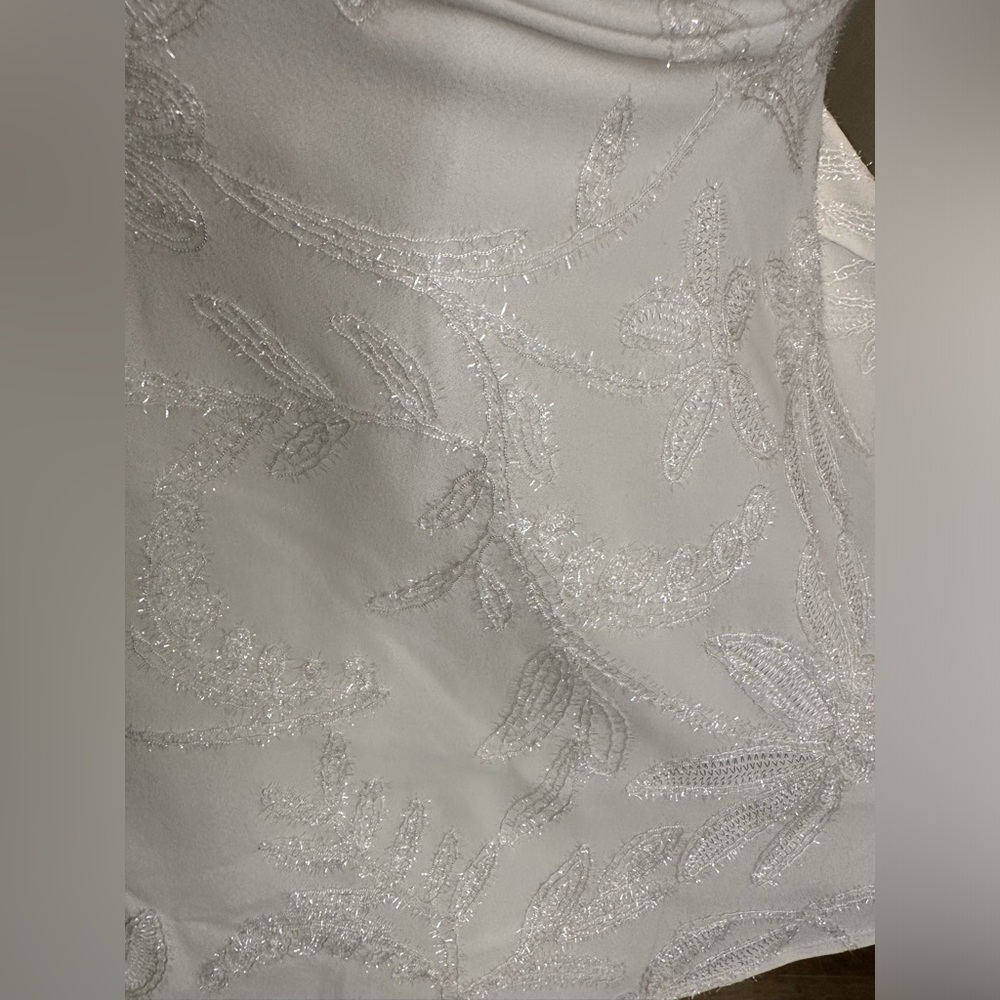 Short White Dress - Picture 5 of 5